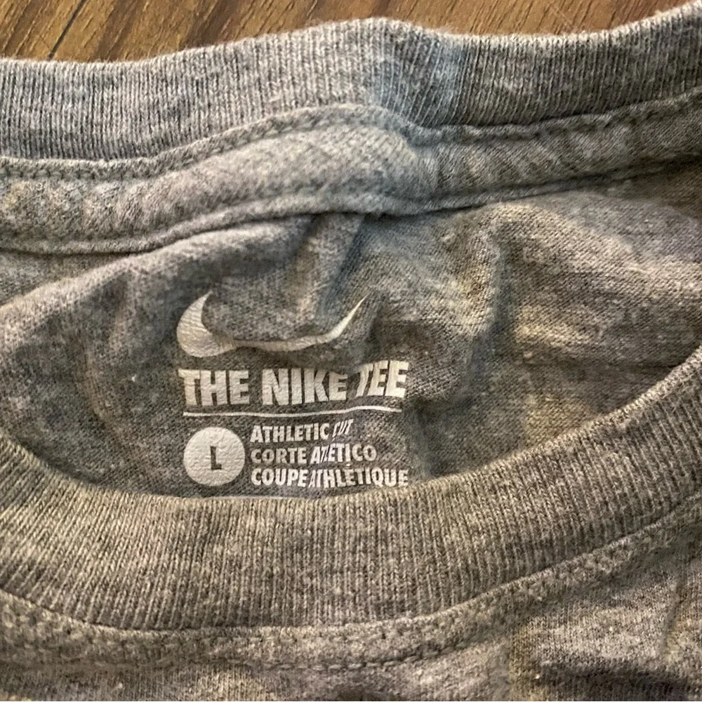 nike - Picture 3 of 3